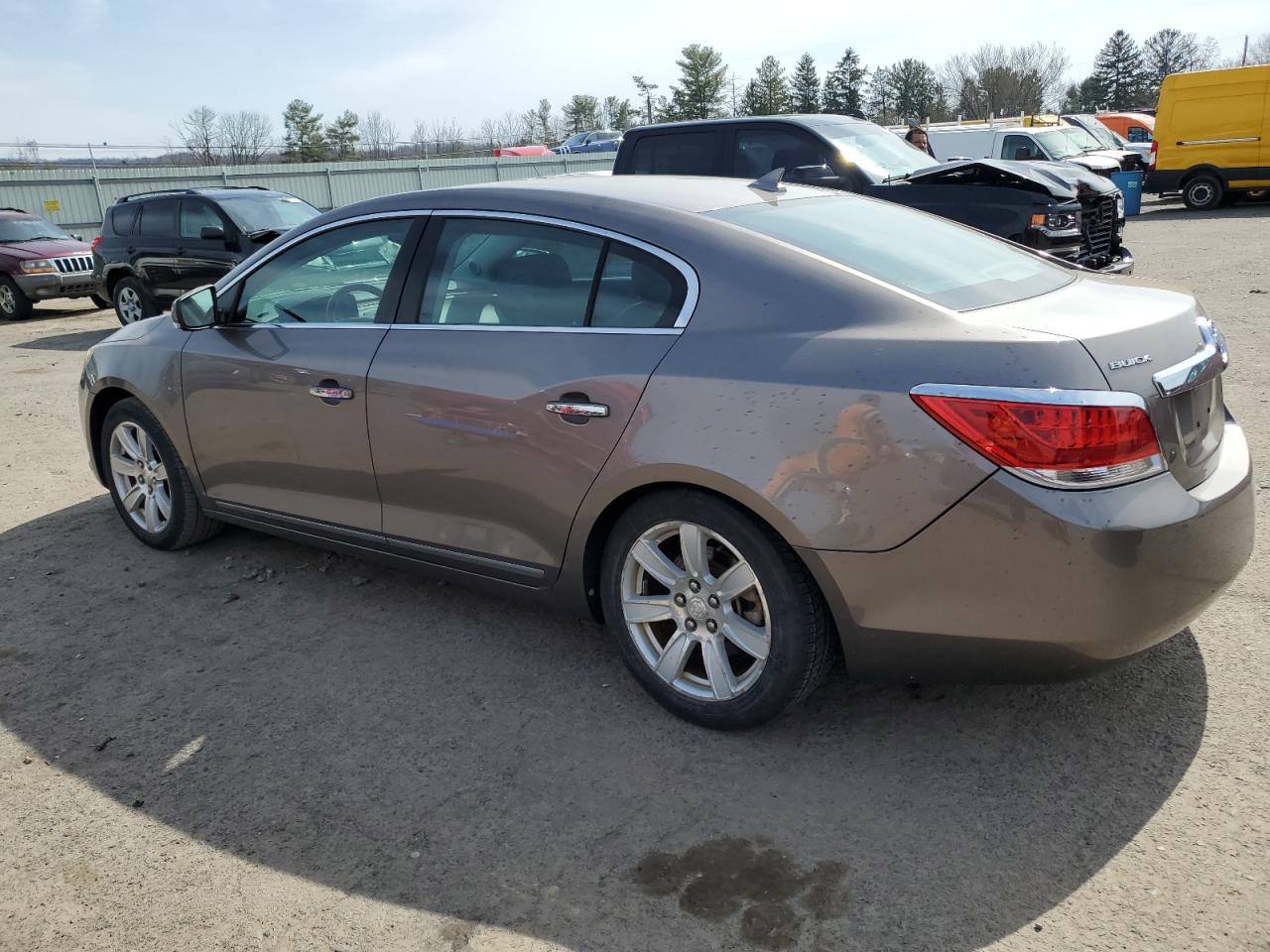 Photo 1 VIN: 1G4GC5EGXAF188674 - BUICK LACROSSE 