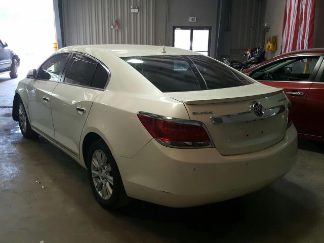 Photo 2 VIN: 1G4GC5ER0DF185871 - BUICK LACROSSE 