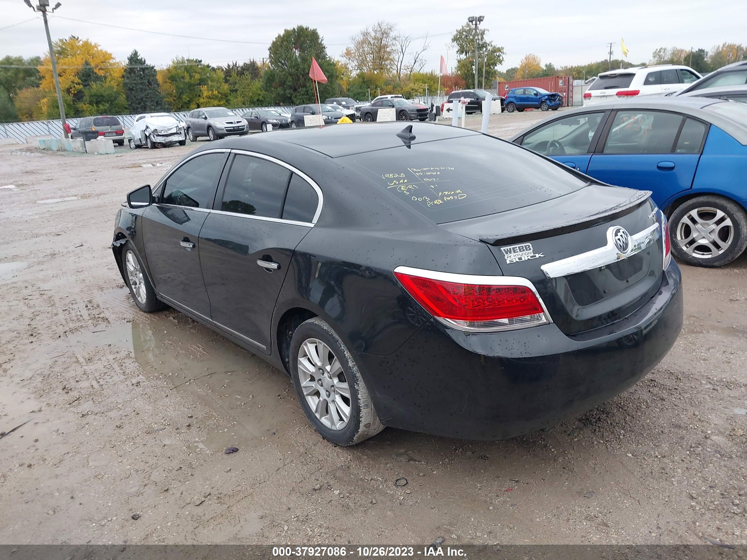 Photo 2 VIN: 1G4GC5ER3CF231658 - BUICK LACROSSE 