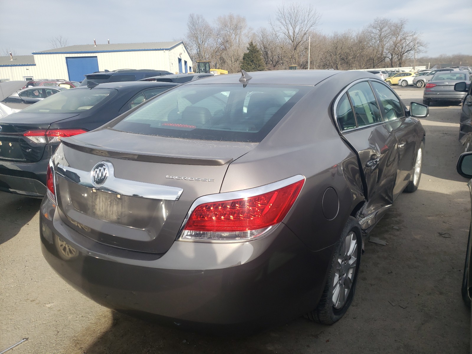 Photo 3 VIN: 1G4GC5ER6CF343578 - BUICK LACROSSE 