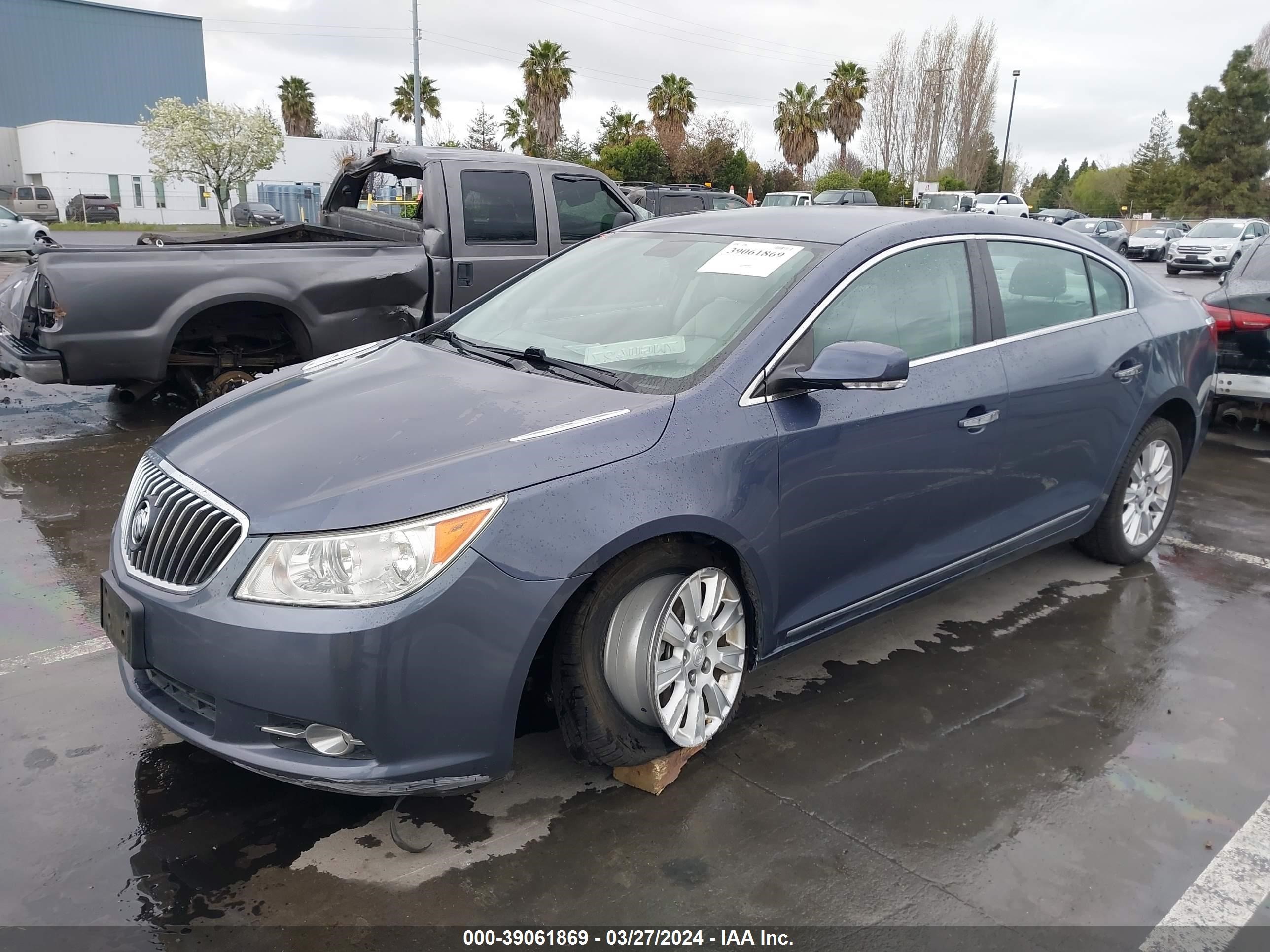 Photo 1 VIN: 1G4GC5ER7DF187536 - BUICK LACROSSE 