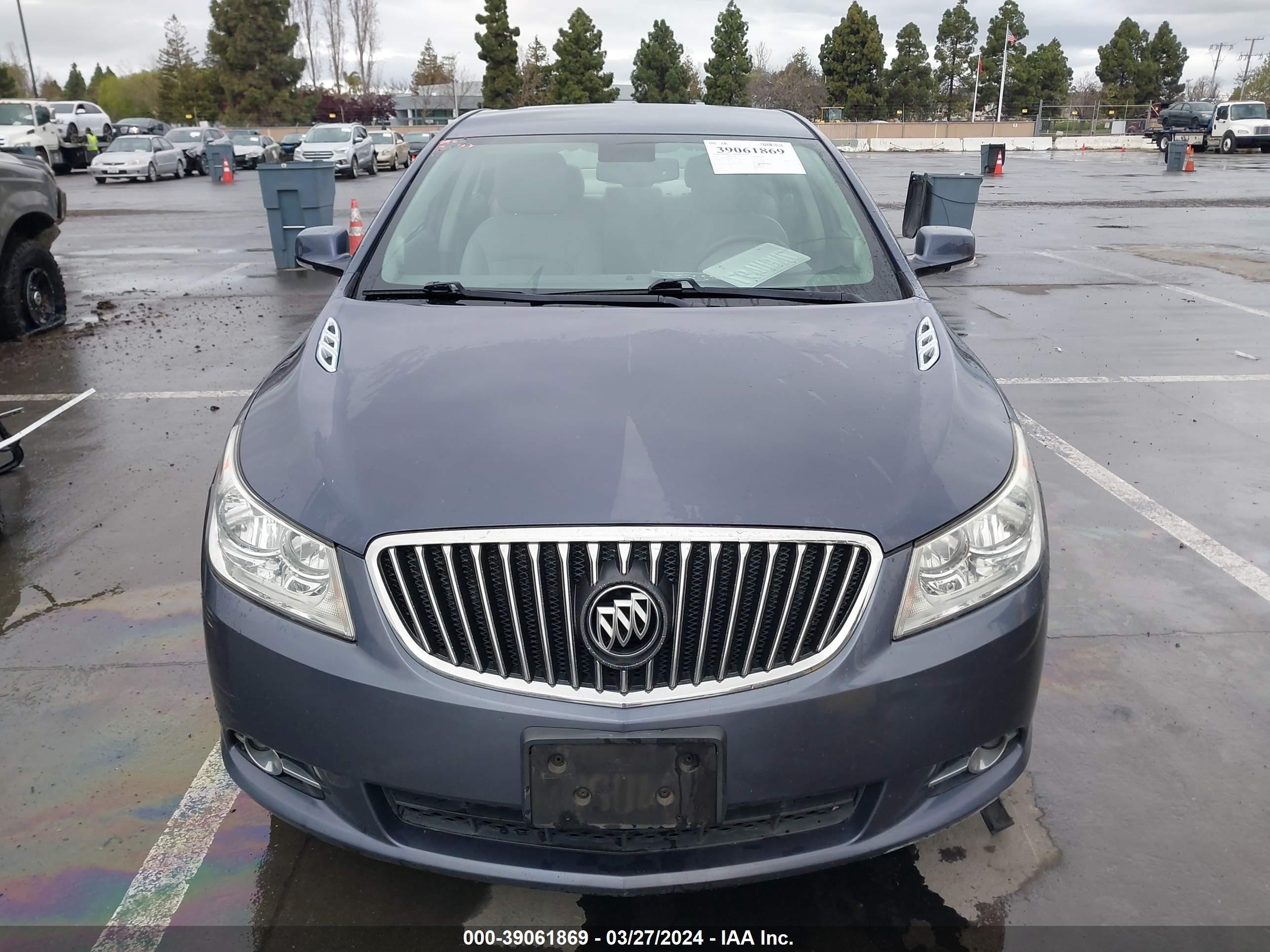 Photo 11 VIN: 1G4GC5ER7DF187536 - BUICK LACROSSE 