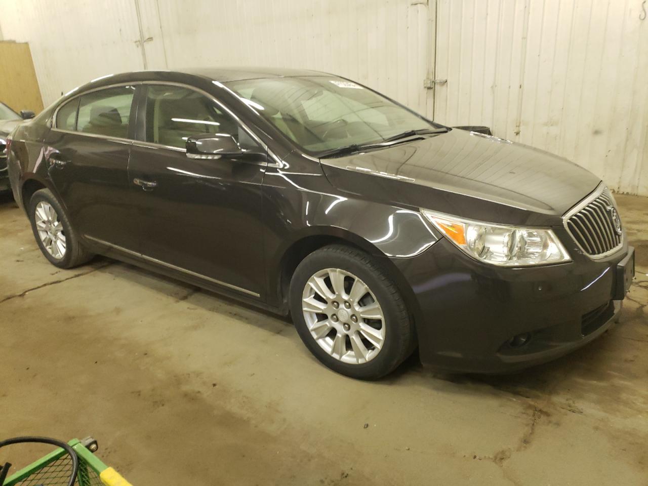 Photo 3 VIN: 1G4GC5ERXDF326767 - BUICK LACROSSE 