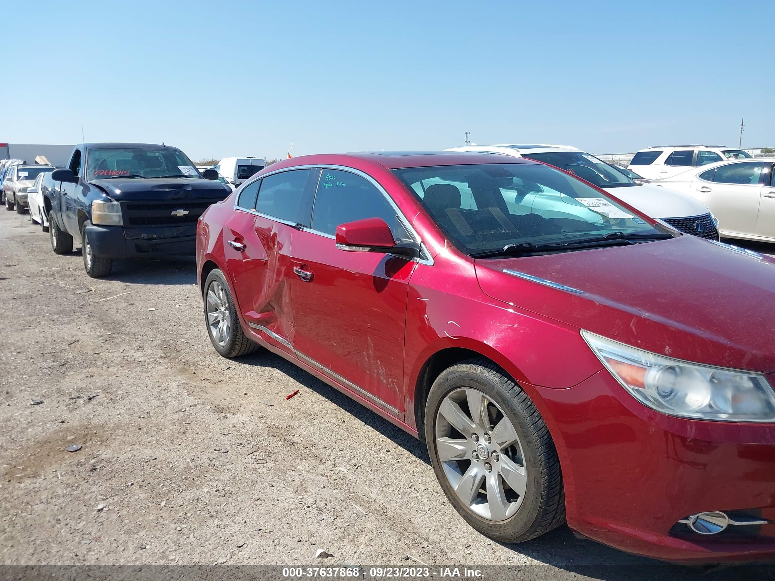 Photo 11 VIN: 1G4GC5GD0BF134756 - BUICK LACROSSE 