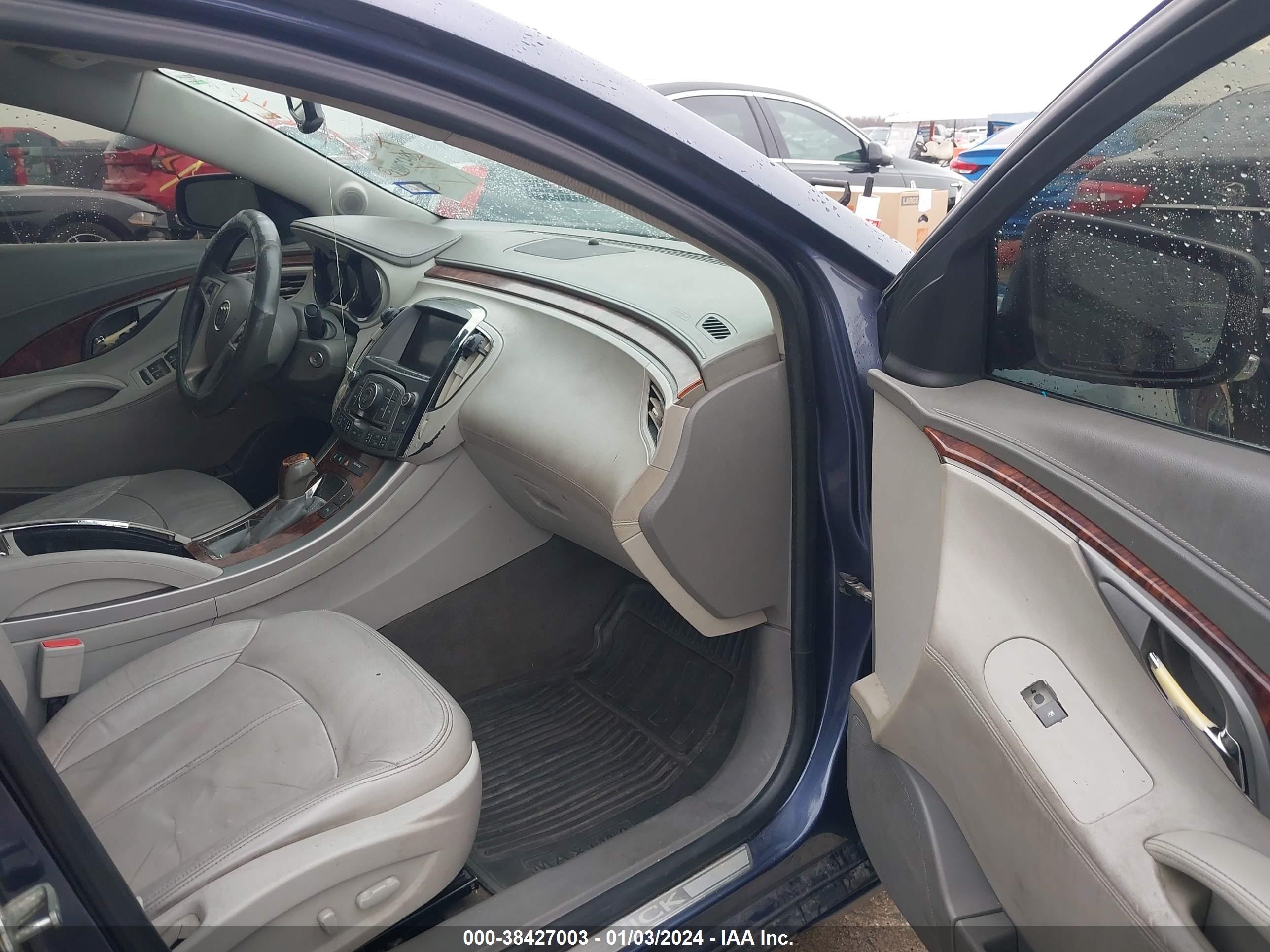 Photo 4 VIN: 1G4GC5GR2DF260664 - BUICK LACROSSE 