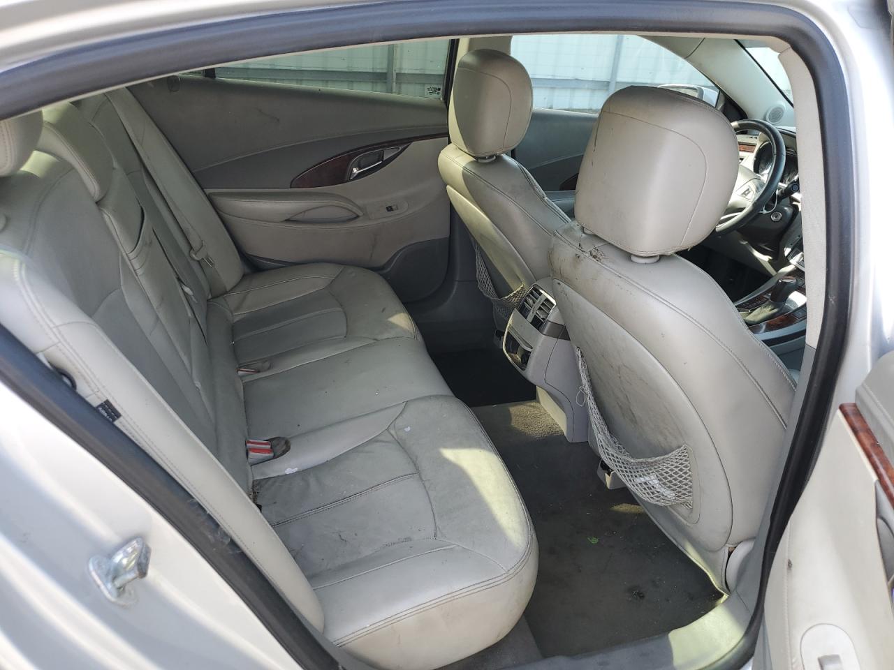 Photo 9 VIN: 1G4GC5GR2DF277979 - BUICK LACROSSE 