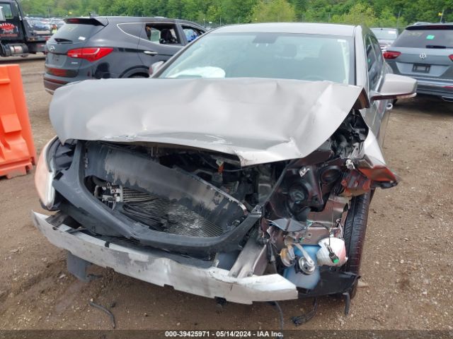 Photo 5 VIN: 1G4GC5GR3CF322023 - BUICK LACROSSE 