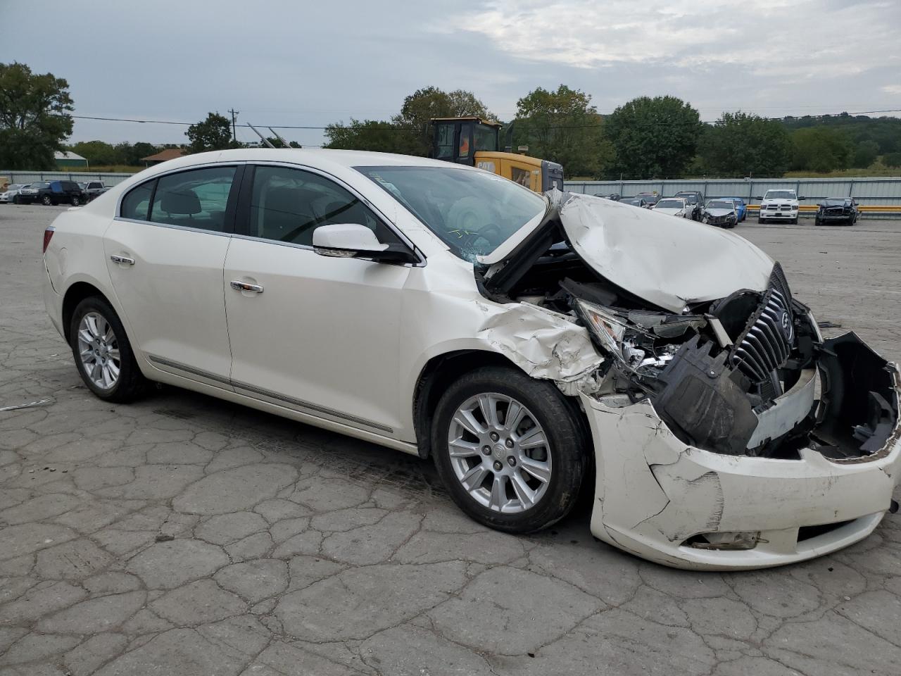 Photo 3 VIN: 1G4GC5GR7DF295488 - BUICK LACROSSE 