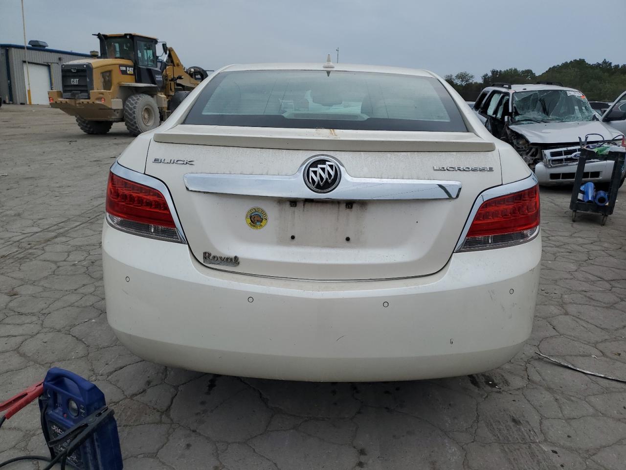 Photo 5 VIN: 1G4GC5GR7DF295488 - BUICK LACROSSE 