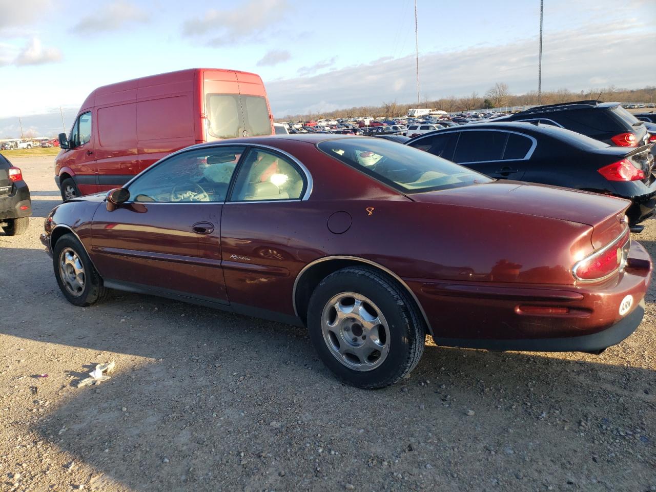 Photo 1 VIN: 1G4GD2212V4716155 - BUICK RIVIERA 