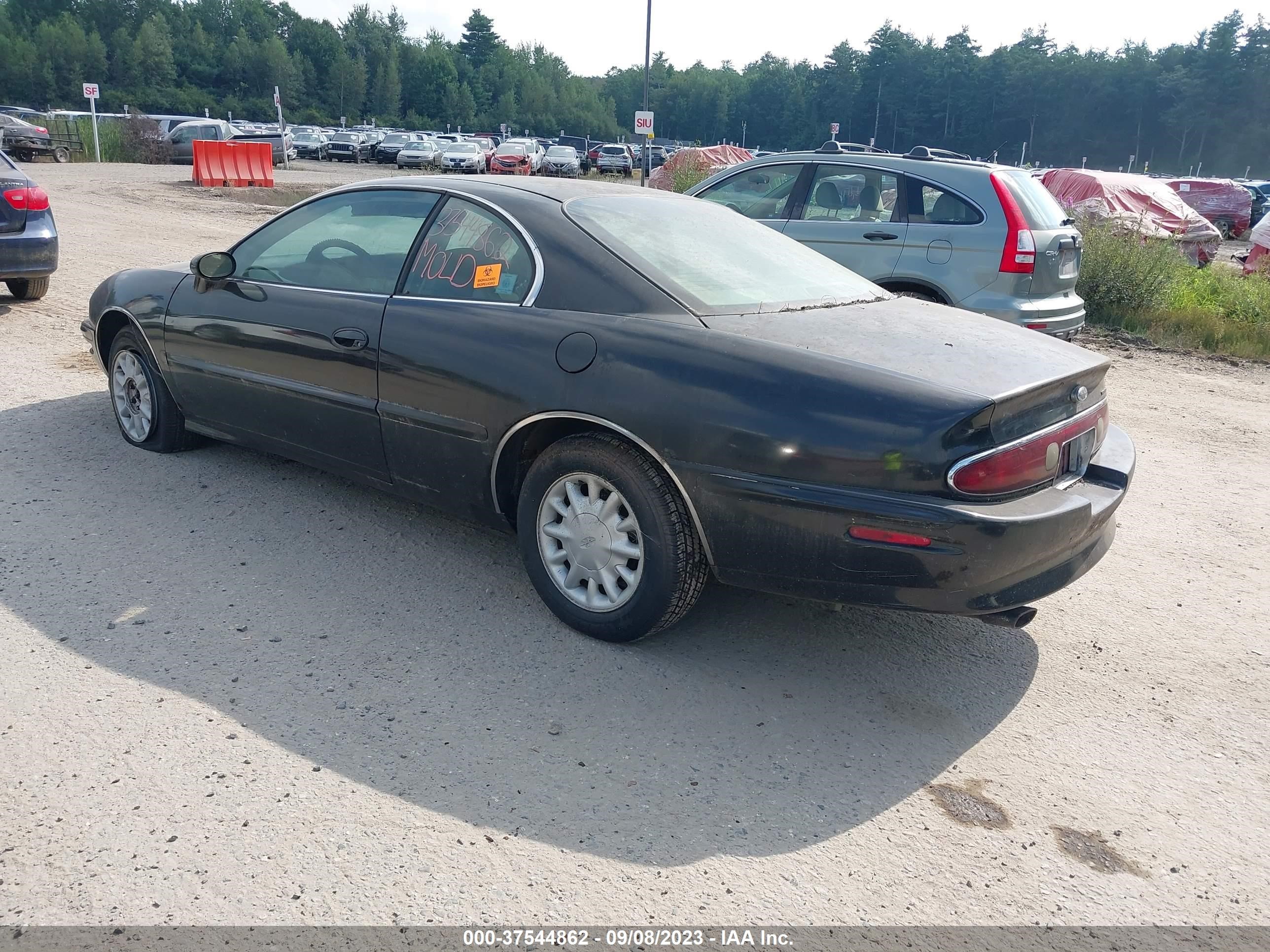 Photo 2 VIN: 1G4GD2218T4705304 - BUICK RIVIERA 