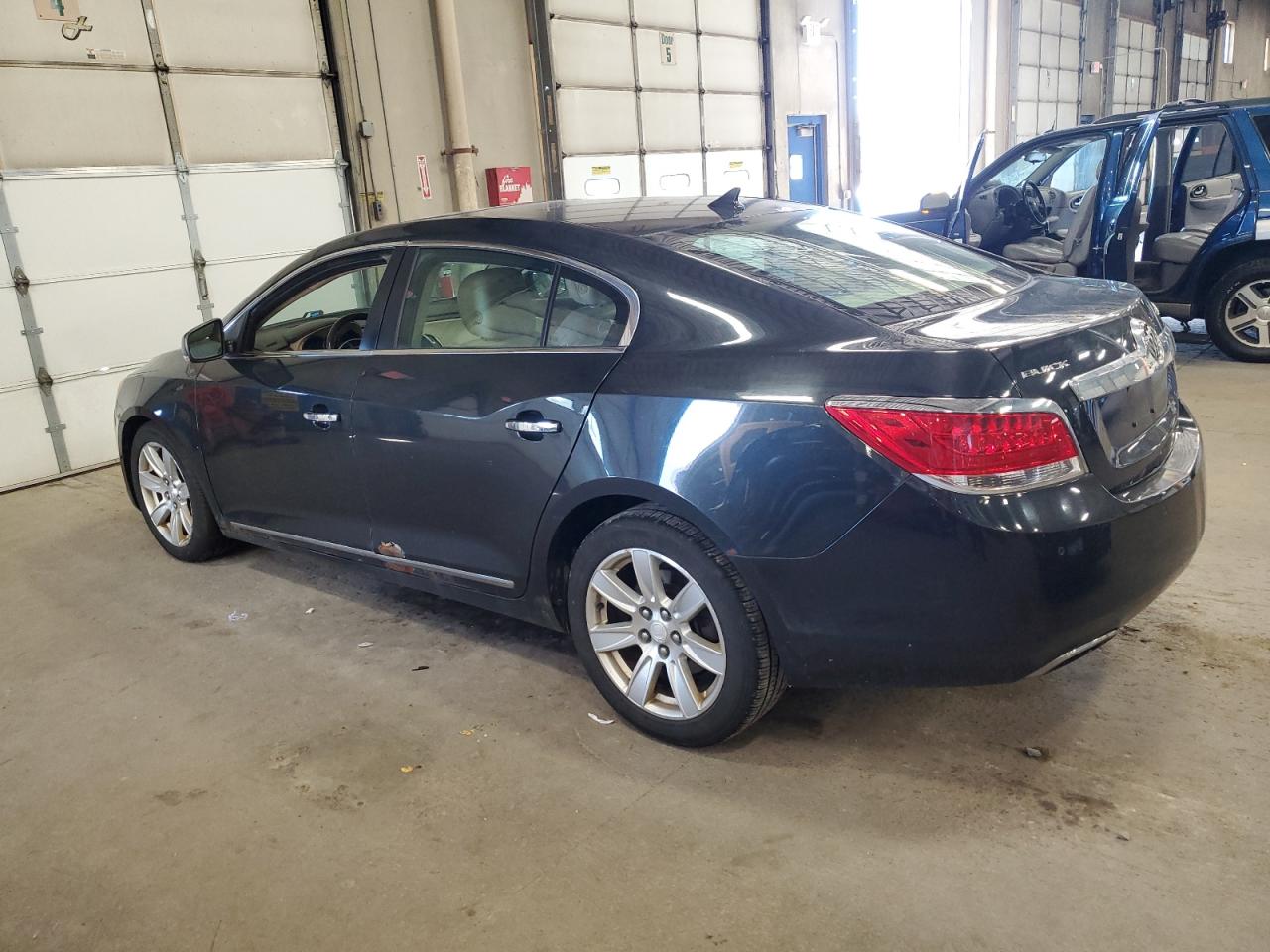 Photo 1 VIN: 1G4GD5E30CF127640 - BUICK LACROSSE 