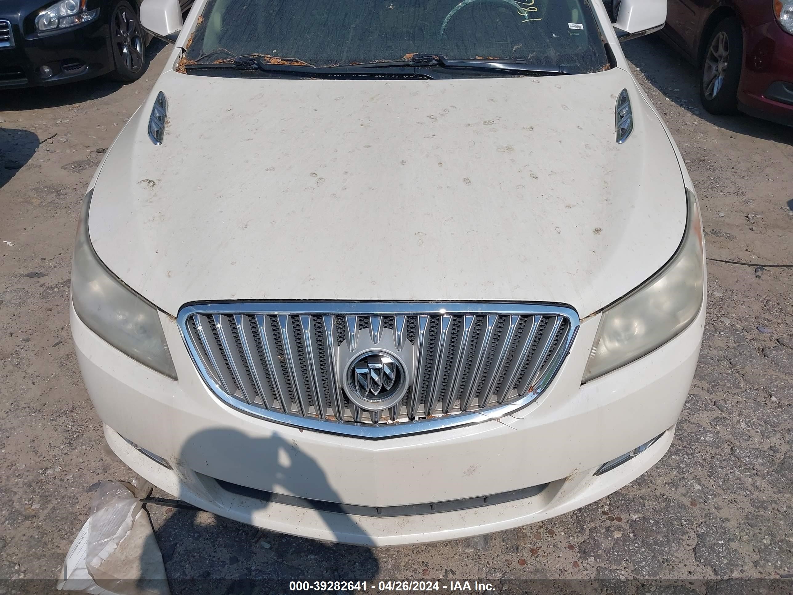 Photo 5 VIN: 1G4GD5E32CF186687 - BUICK LACROSSE 