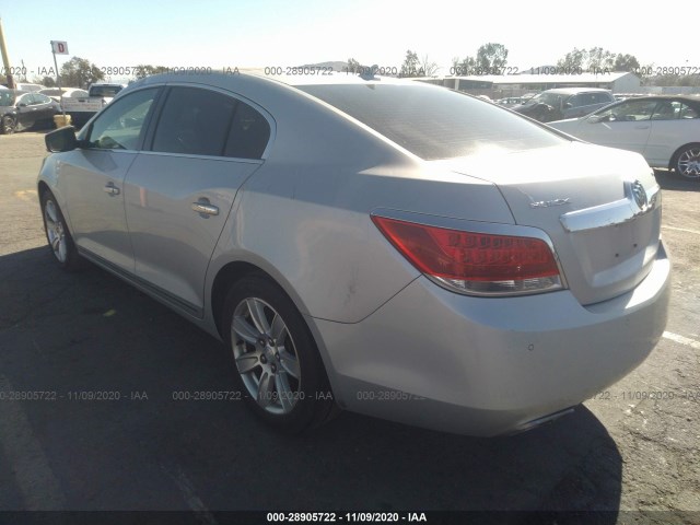 Photo 2 VIN: 1G4GD5E3XCF170981 - BUICK LACROSSE 