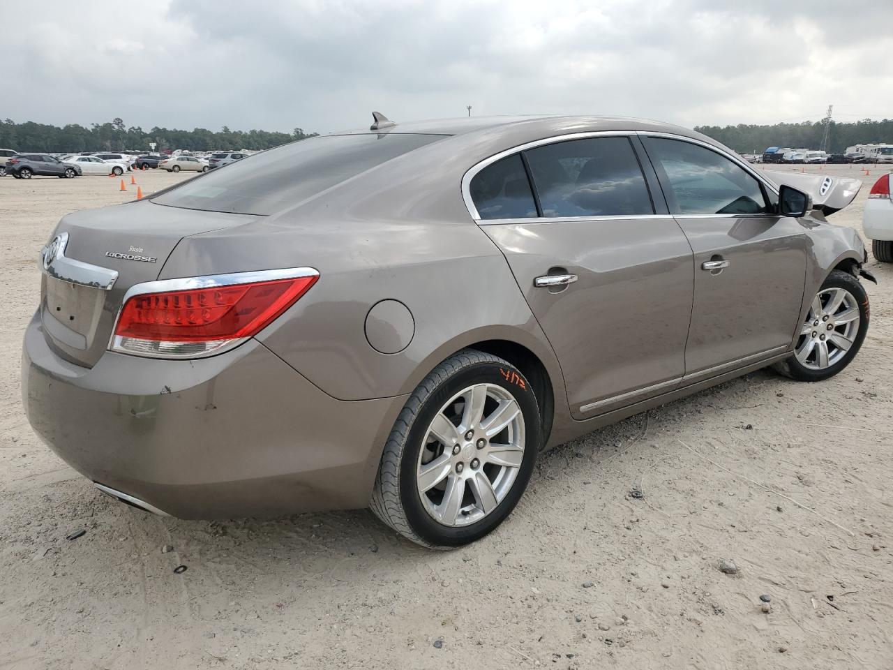 Photo 2 VIN: 1G4GD5E3XCF211853 - BUICK LACROSSE 