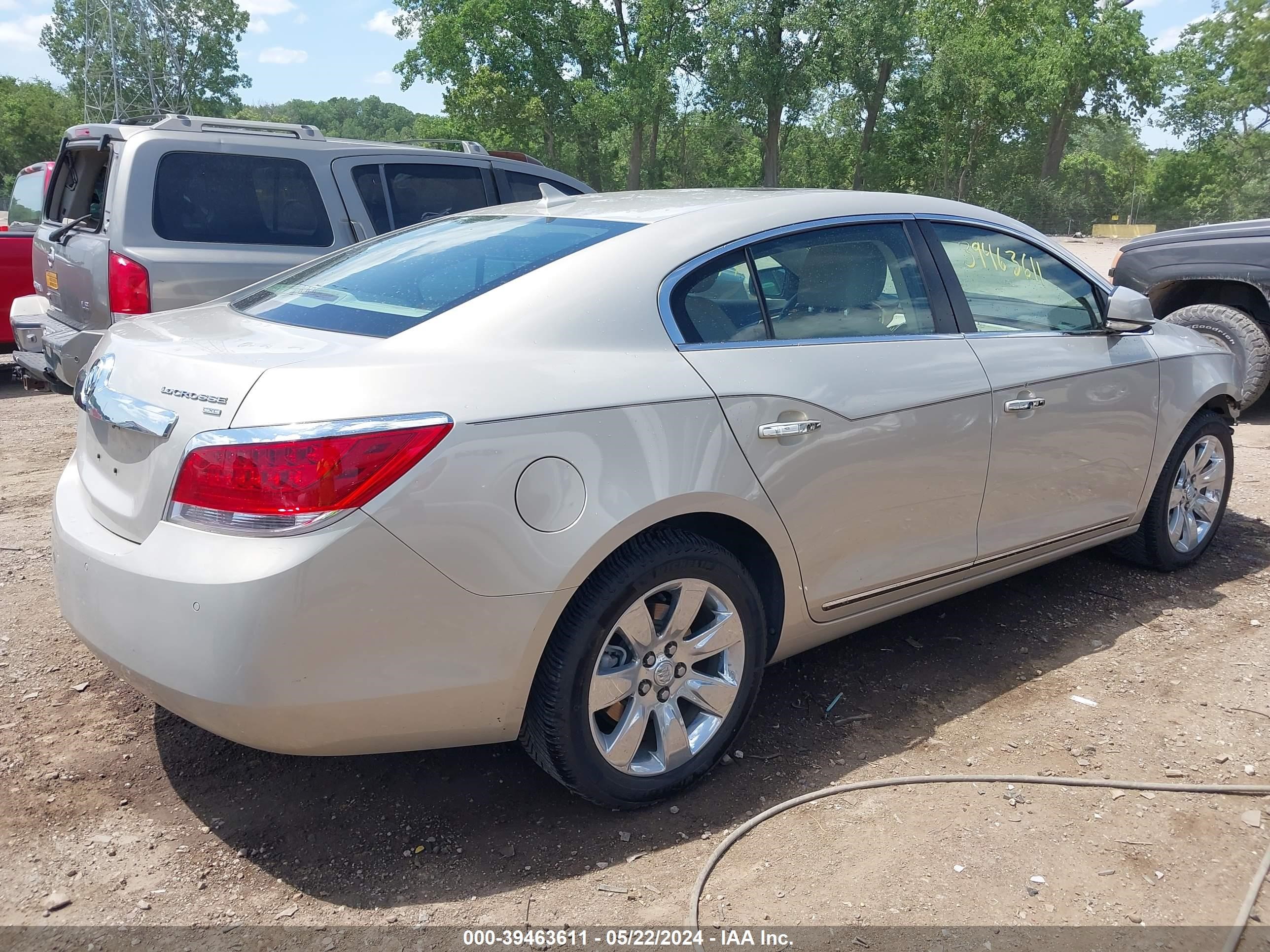 Photo 3 VIN: 1G4GD5ED4BF247626 - BUICK LACROSSE 