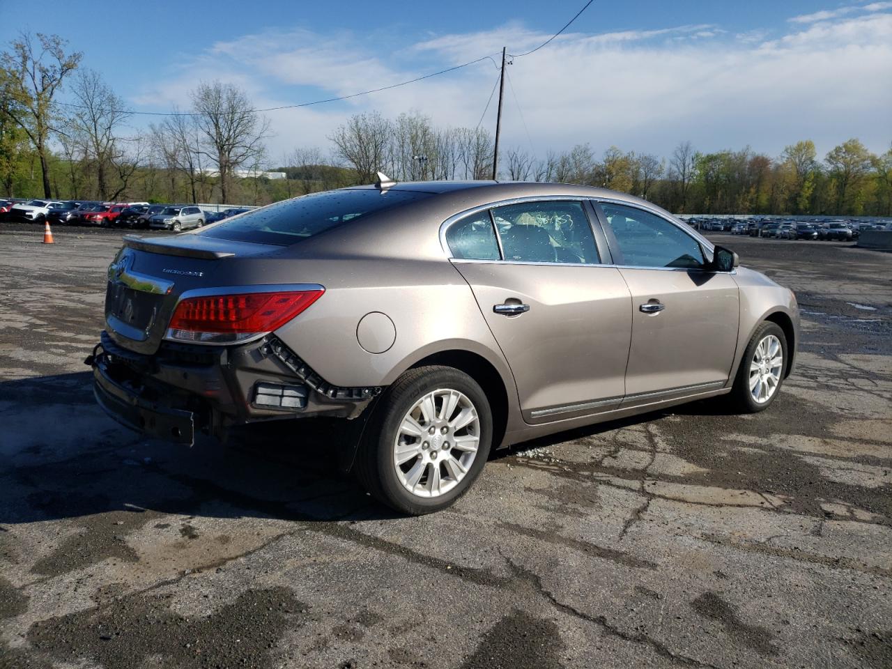 Photo 2 VIN: 1G4GD5ER3CF244066 - BUICK LACROSSE 