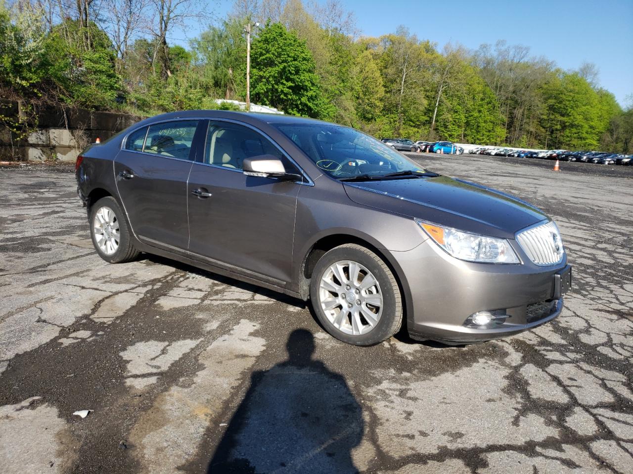 Photo 3 VIN: 1G4GD5ER3CF244066 - BUICK LACROSSE 