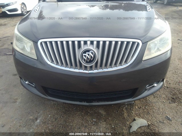 Photo 5 VIN: 1G4GD5ER7CF323496 - BUICK LACROSSE 