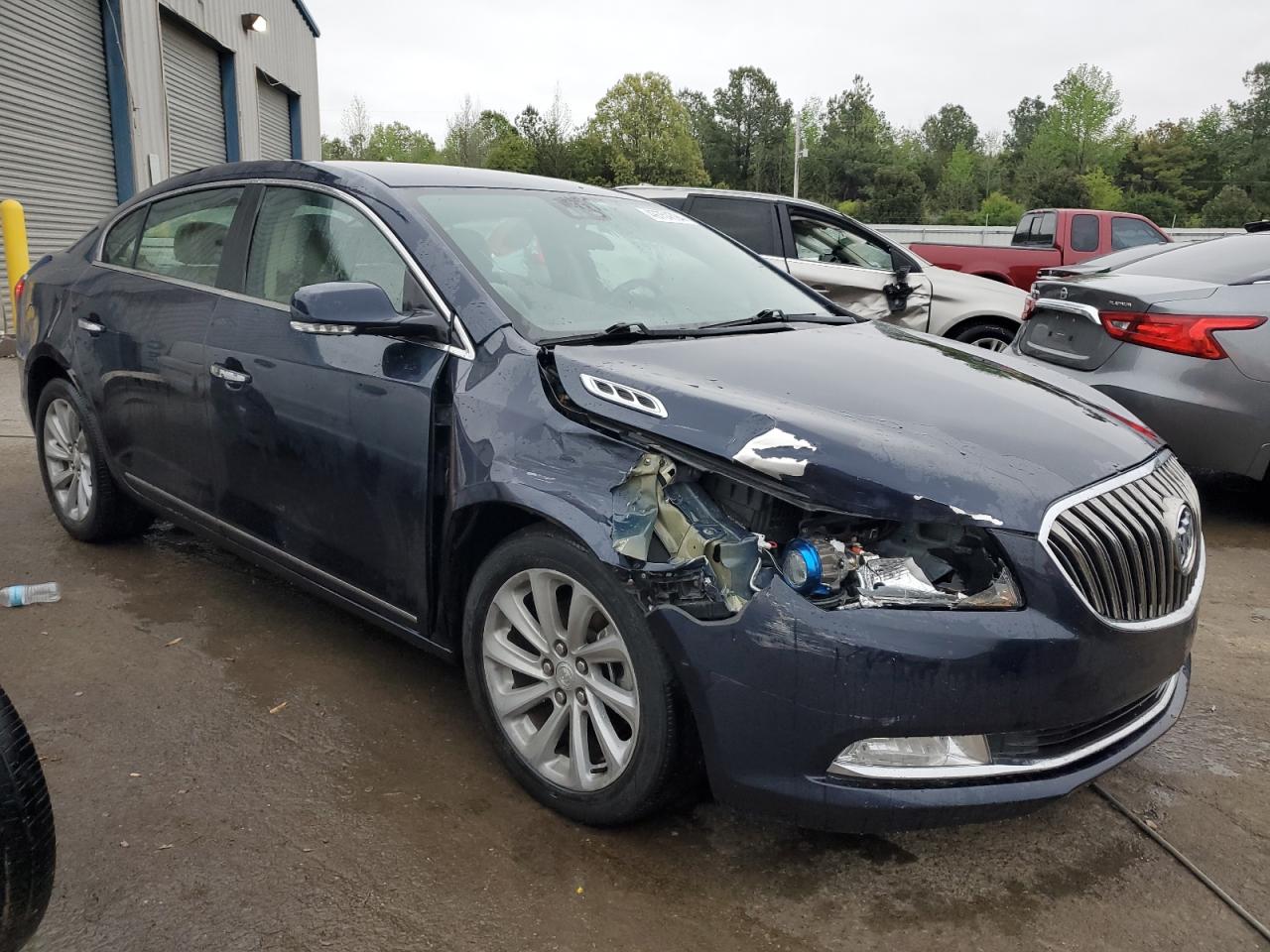 Photo 3 VIN: 1G4GD5G30GF181104 - BUICK LACROSSE 