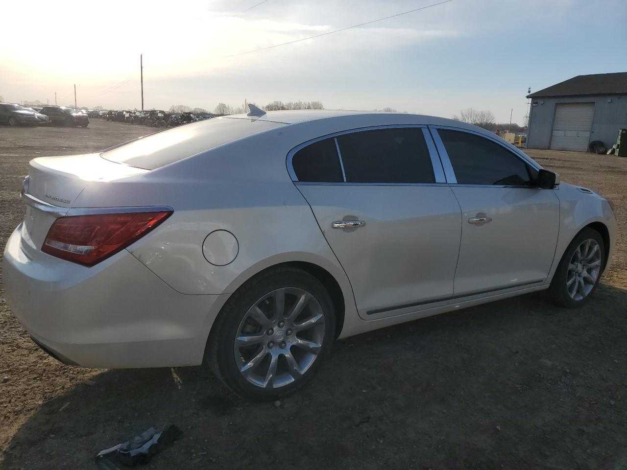 Photo 2 VIN: 1G4GD5G38EF123349 - BUICK LACROSSE 