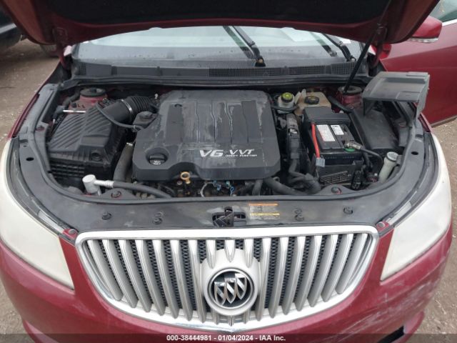 Photo 9 VIN: 1G4GD5GD1BF158996 - BUICK LACROSSE 