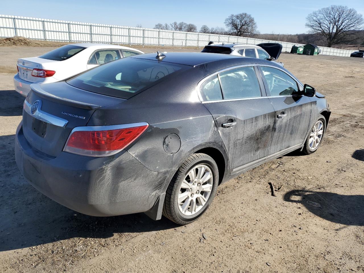 Photo 2 VIN: 1G4GD5GR3CF366827 - BUICK LACROSSE 