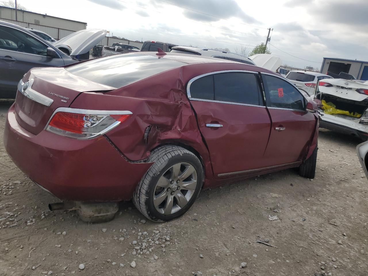 Photo 2 VIN: 1G4GE5ED0BF178589 - BUICK LACROSSE 