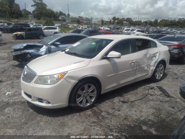 Photo 1 VIN: 1G4GE5ED0BF337806 - BUICK LACROSSE 