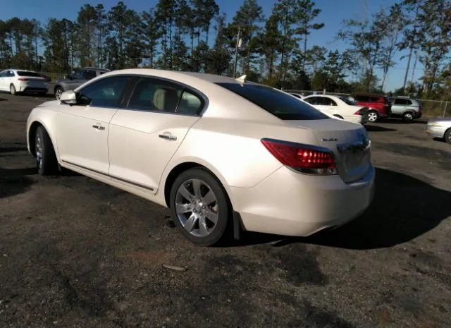 Photo 2 VIN: 1G4GE5ED1BF246575 - BUICK LACROSSE 