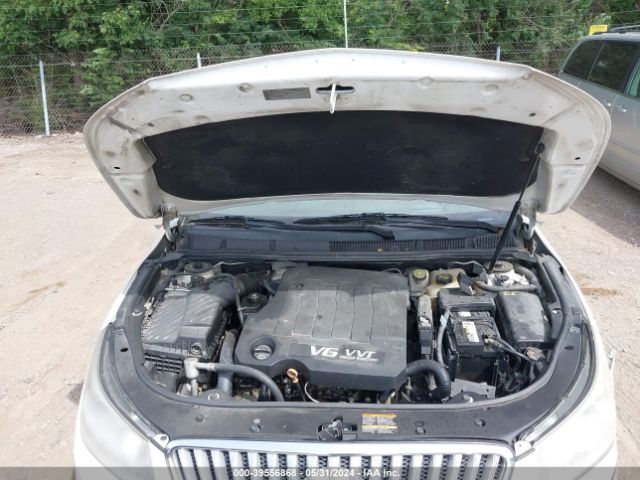 Photo 9 VIN: 1G4GE5ED7BF247603 - BUICK LACROSSE 