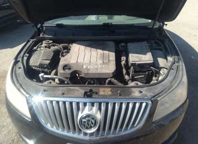 Photo 9 VIN: 1G4GE5EV7AF147427 - BUICK LACROSSE 