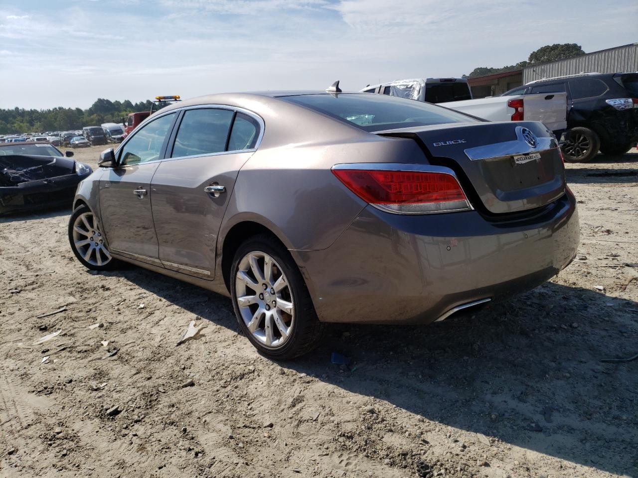 Photo 1 VIN: 1G4GE5EVXAF256383 - BUICK LACROSSE 