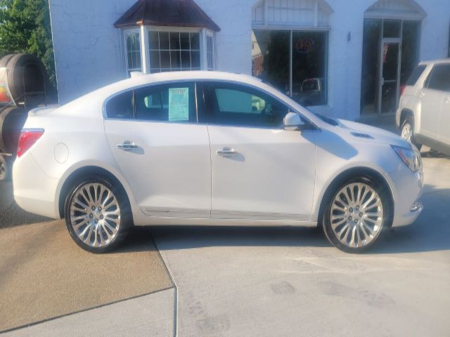 Photo 1 VIN: 1G4GE5G33GF130371 - BUICK LACROSSE 