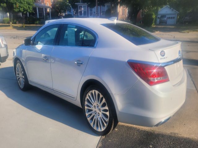 Photo 6 VIN: 1G4GE5G33GF130371 - BUICK LACROSSE 