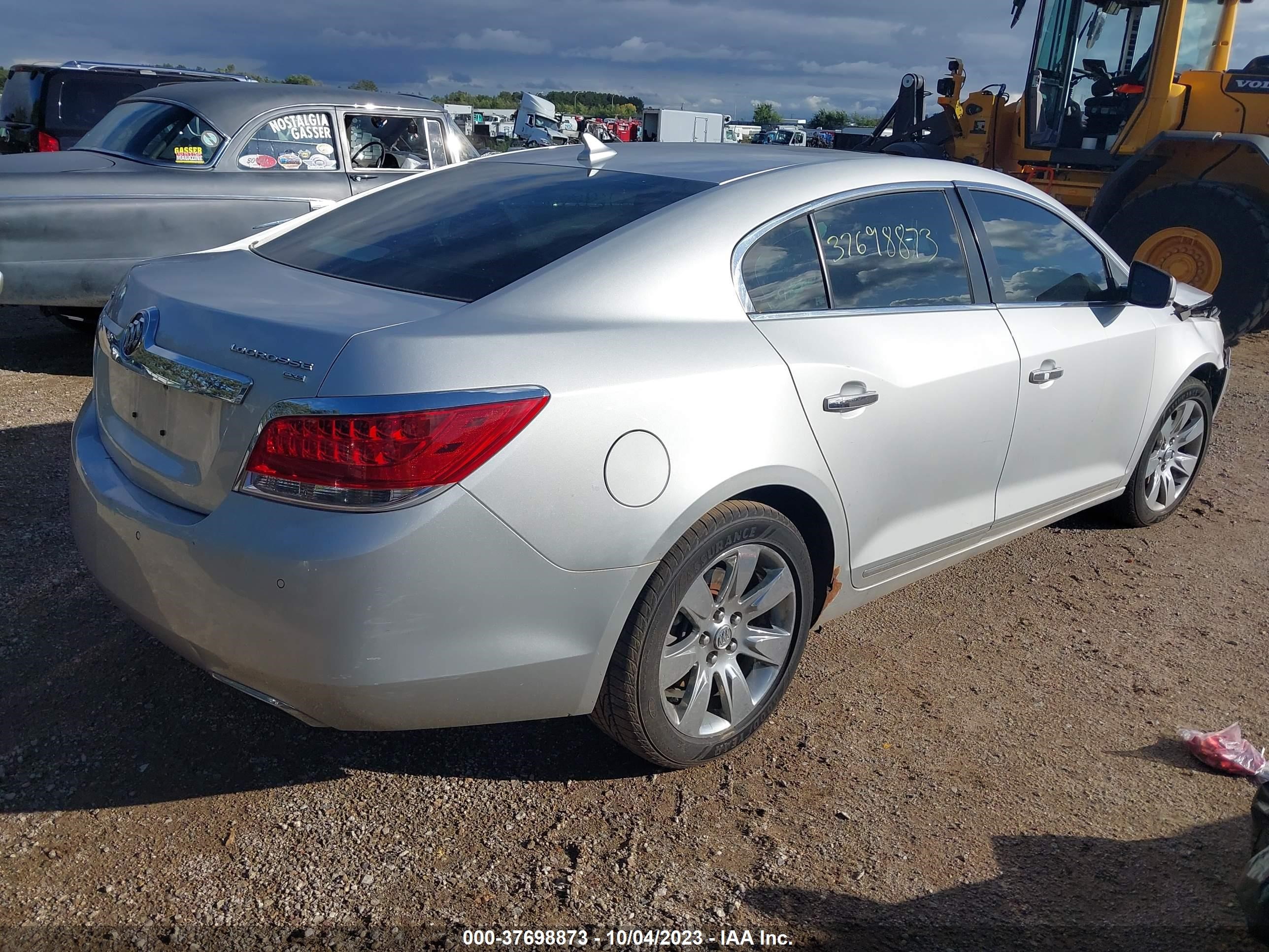 Photo 3 VIN: 1G4GE5GD2BF167784 - BUICK LACROSSE 