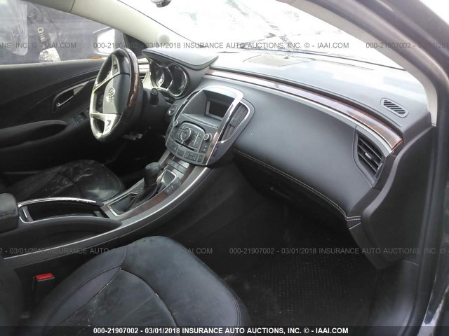 Photo 4 VIN: 1G4GE5GDXBF384810 - BUICK LACROSSE 