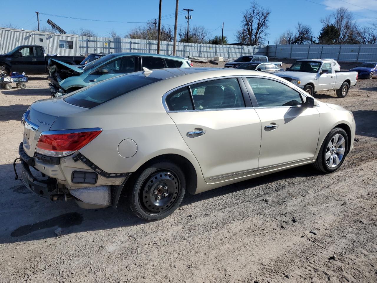 Photo 2 VIN: 1G4GF5E30DF264752 - BUICK LACROSSE 