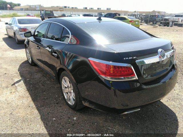 Photo 2 VIN: 1G4GF5E35CF260338 - BUICK LACROSSE 