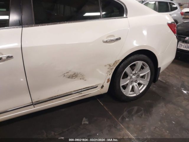 Photo 5 VIN: 1G4GF5E38CF375936 - BUICK LACROSSE 