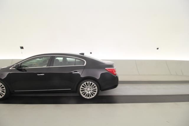 Photo 2 VIN: 1G4GF5G30GF145410 - BUICK LACROSSE 