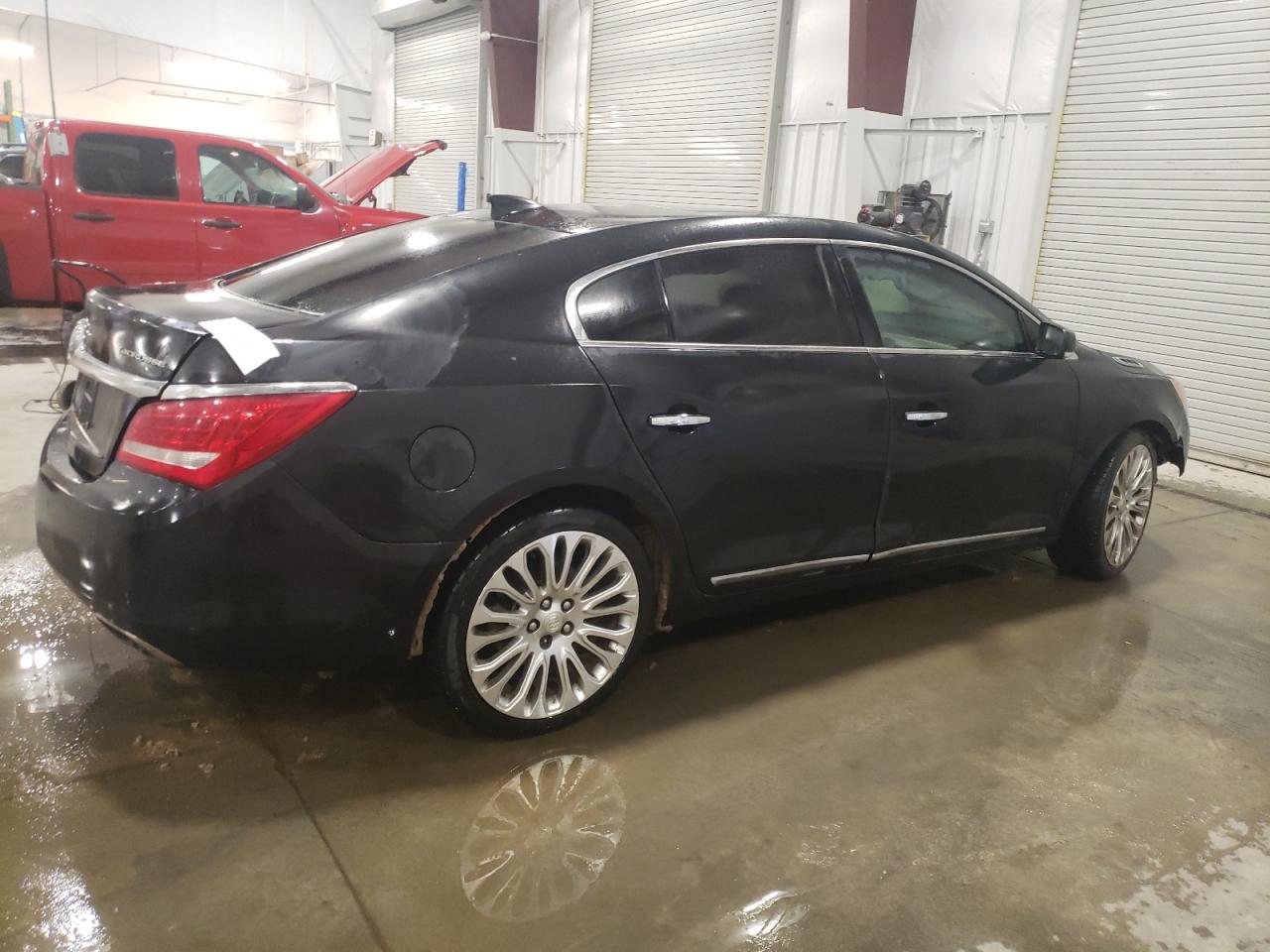 Photo 2 VIN: 1G4GF5G31FF159010 - BUICK LACROSSE 