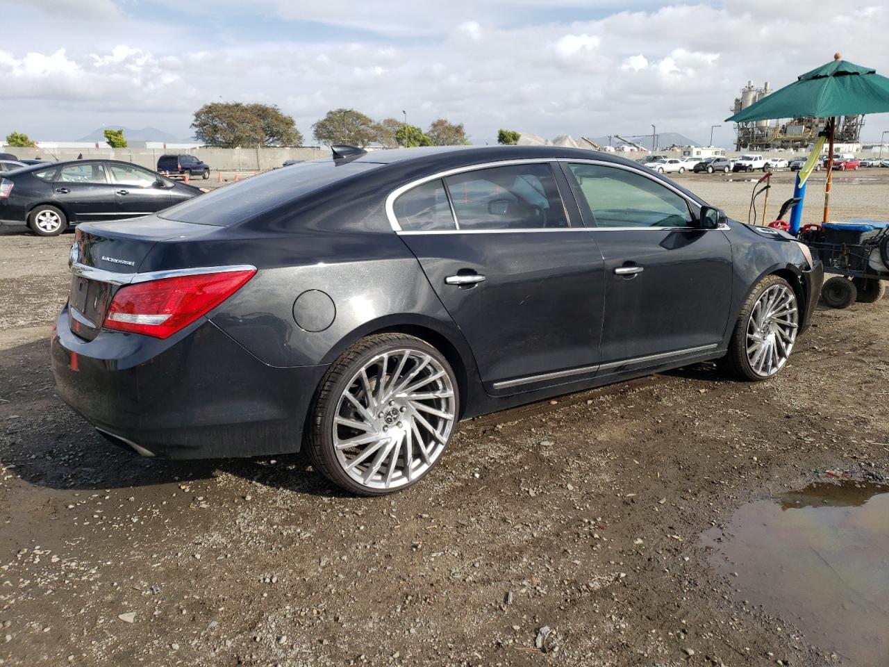 Photo 2 VIN: 1G4GF5G32FF287093 - BUICK LACROSSE 