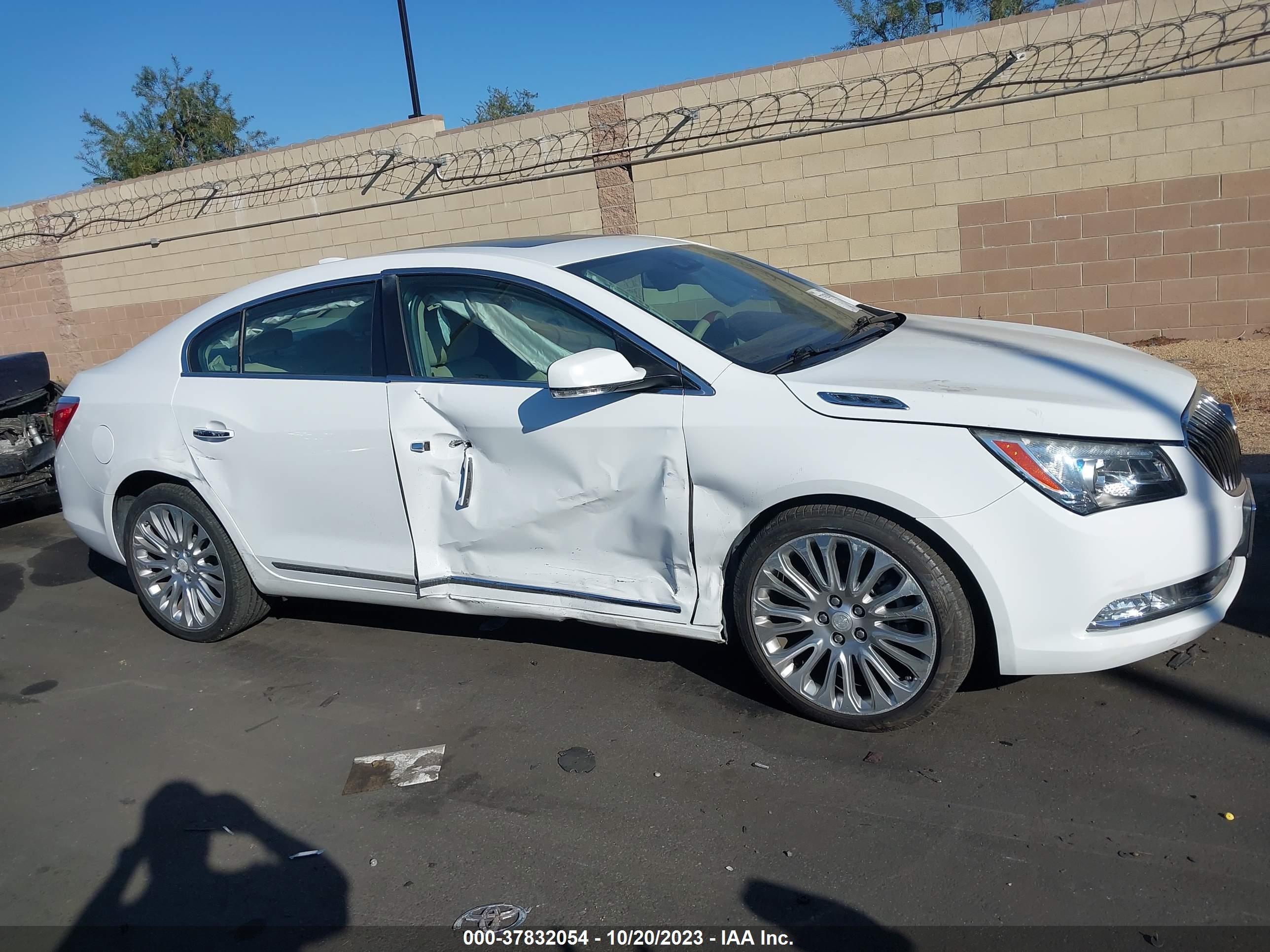 Photo 12 VIN: 1G4GF5G33FF146162 - BUICK LACROSSE 