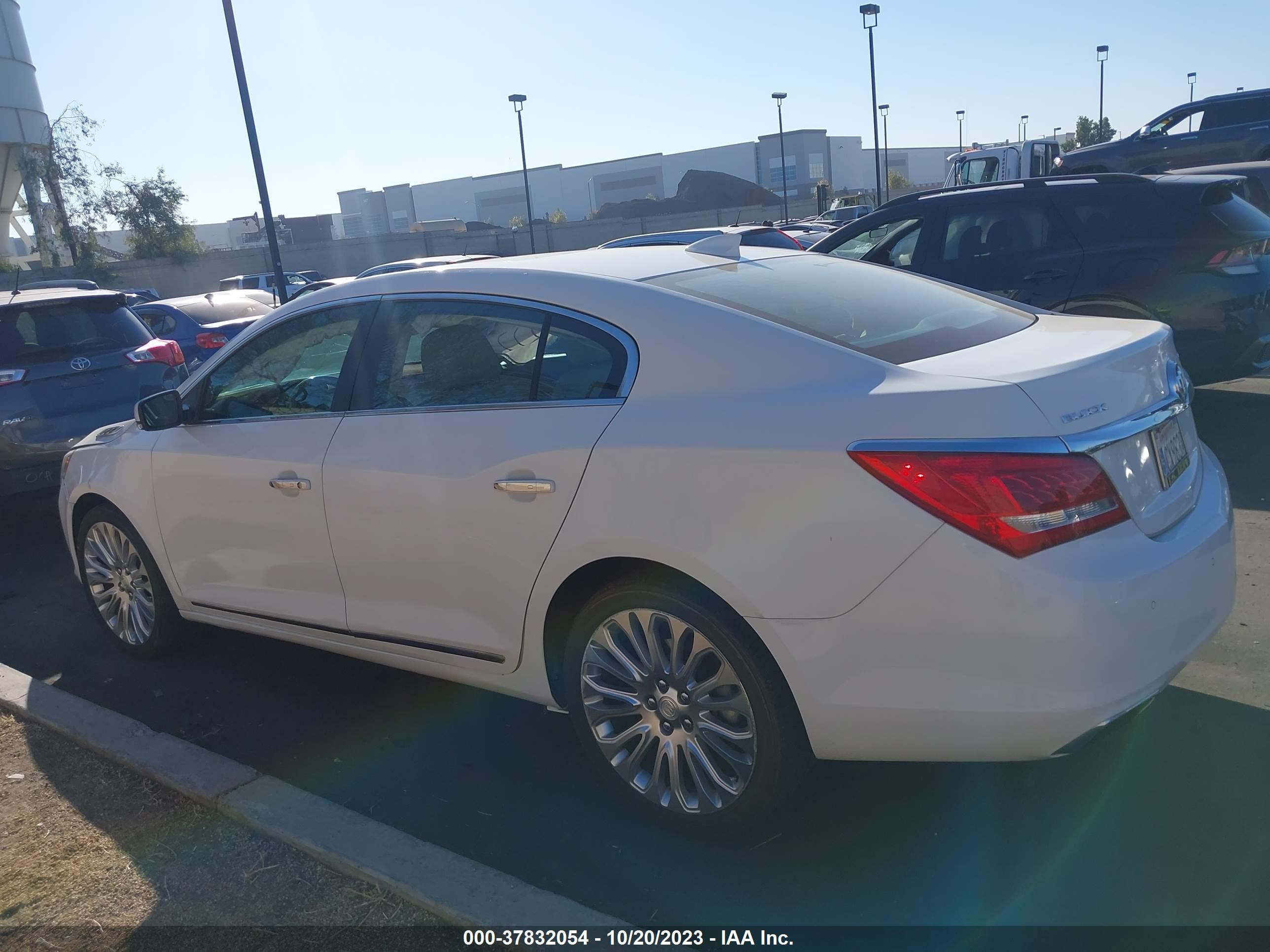 Photo 13 VIN: 1G4GF5G33FF146162 - BUICK LACROSSE 