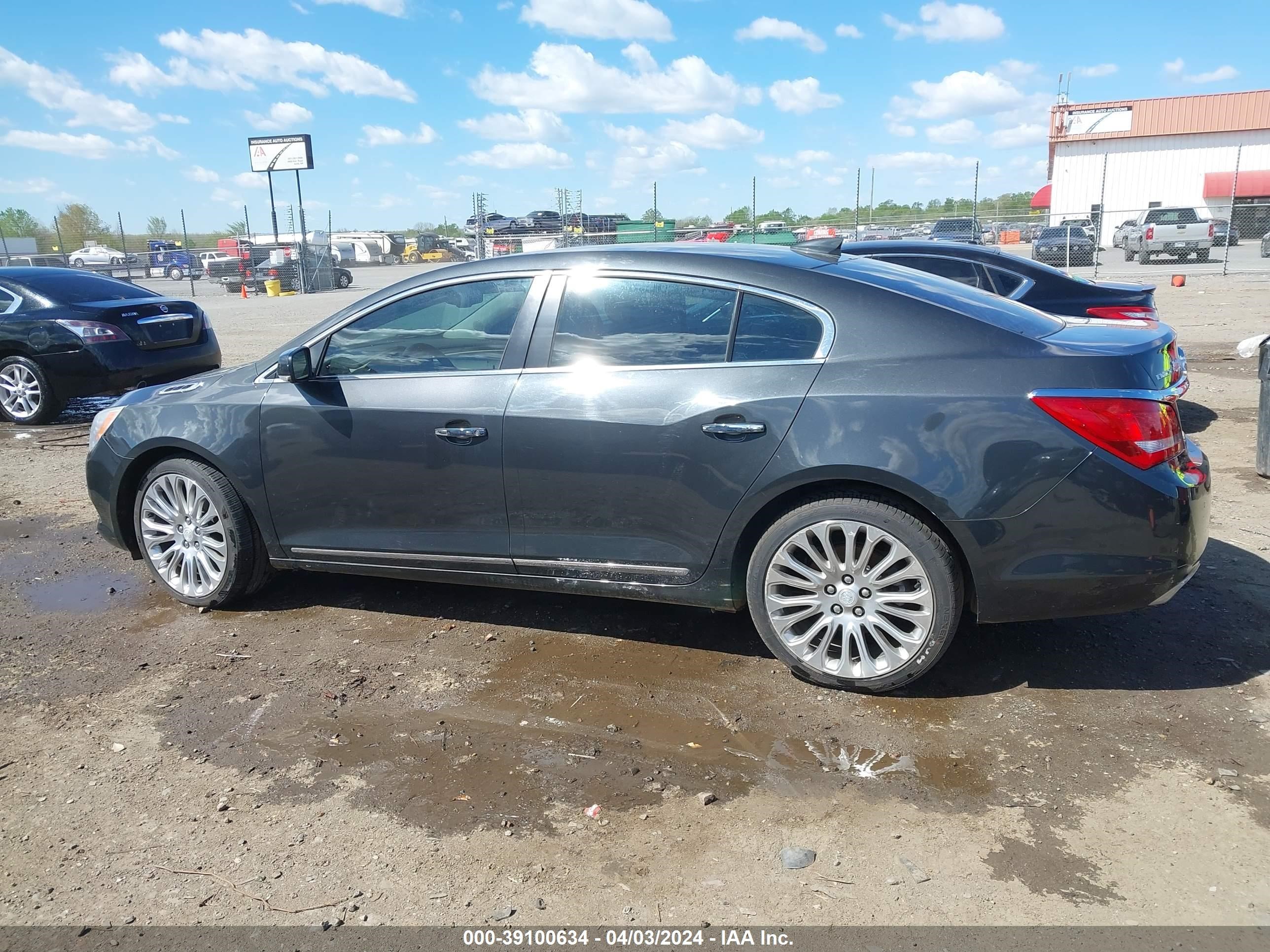 Photo 13 VIN: 1G4GF5G35FF169958 - BUICK LACROSSE 