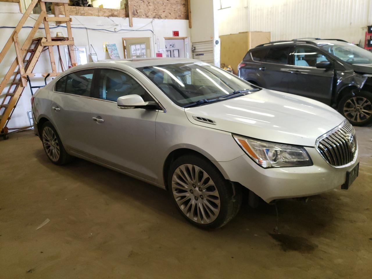 Photo 3 VIN: 1G4GF5G38EF133471 - BUICK LACROSSE 