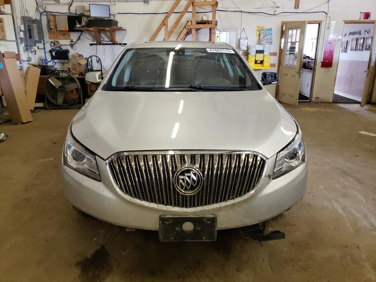 Photo 4 VIN: 1G4GF5G38EF133471 - BUICK LACROSSE 