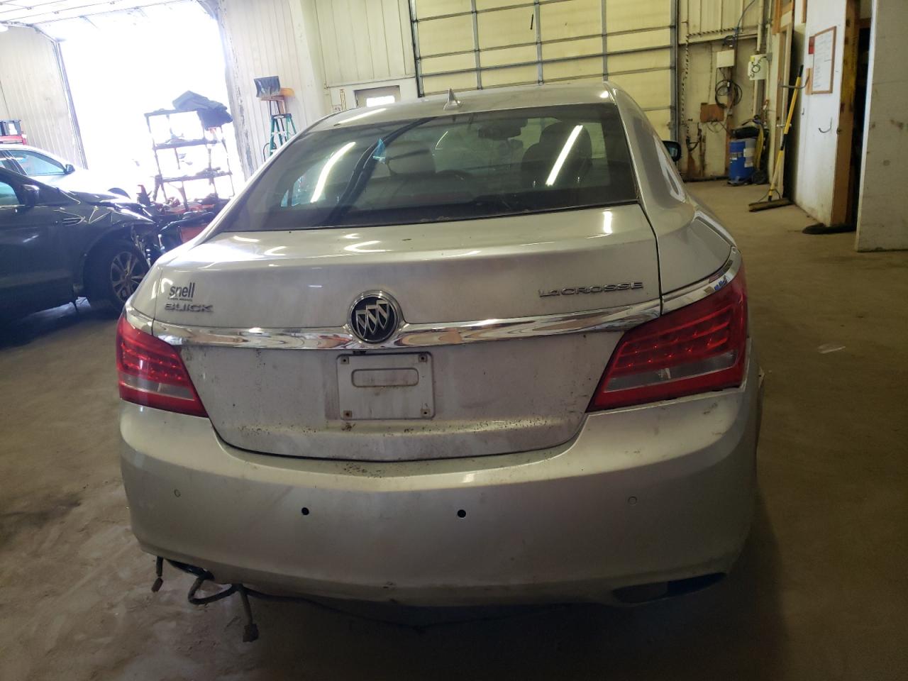 Photo 5 VIN: 1G4GF5G38EF133471 - BUICK LACROSSE 