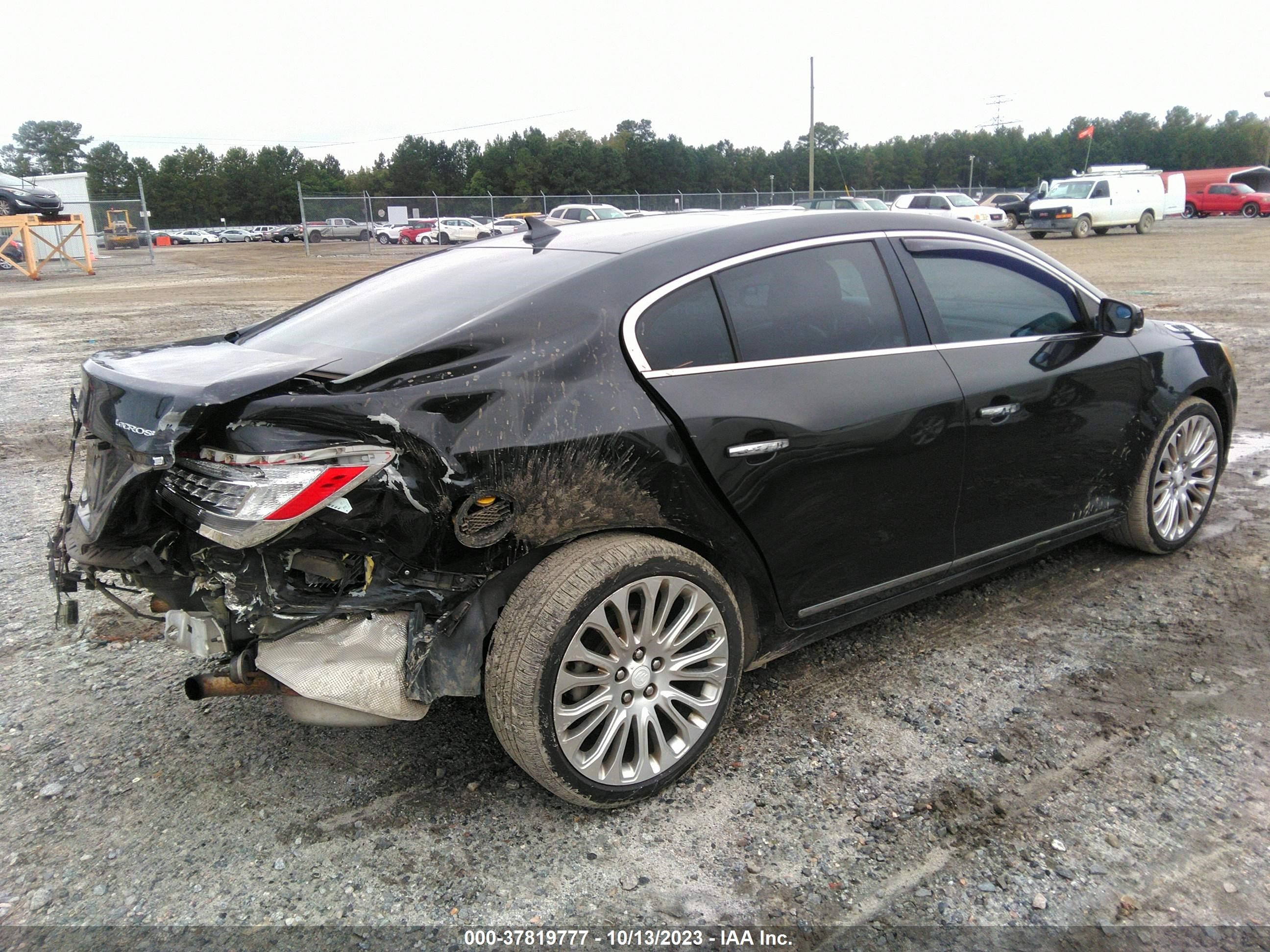 Photo 3 VIN: 1G4GF5G38EF271592 - BUICK LACROSSE 